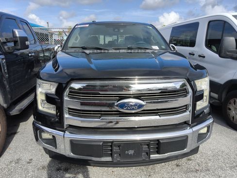 Used 2017 Ford F150 Lariat w/ Equipment Group 502A Luxury RWD image 2