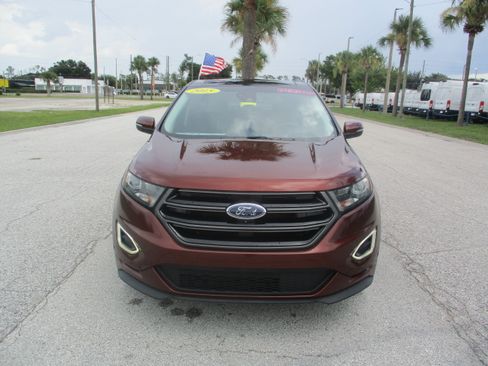 Used 2015 Ford Edge Sport w/ Equipment Group 401A FWD image 2