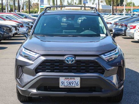 Used 2024 Toyota RAV4 XLE image 2