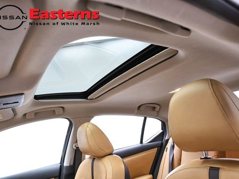 Used 2020 Nissan Sentra SV w/ SV Premium Package FWD image 33