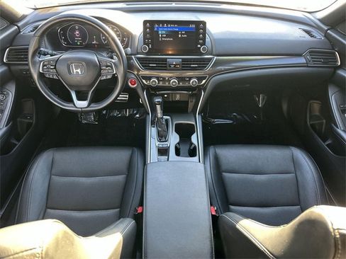 Used 2019 Honda Accord Sport image 18