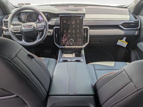 New 2025 GMC Acadia AT4 image 17