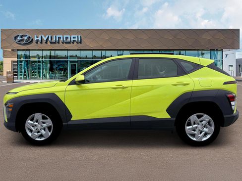 New 2026 Hyundai Kona SE FWD image 3