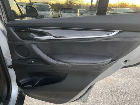 Used 2018 BMW X5 xDrive35i image 19