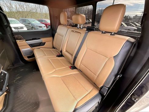 Used 2023 Ford F250 Lariat w/ Lariat Ultimate Package image 14