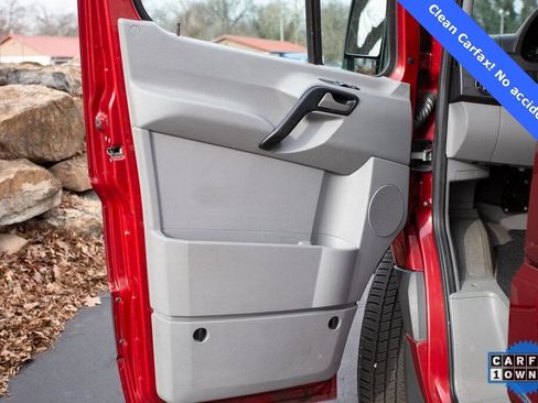 Used 2012 Mercedes-Benz Sprinter 2500 image 18