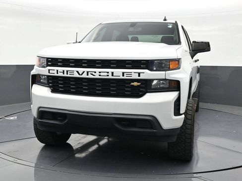 Used 2020 Chevrolet Silverado 1500 Custom w/ Custom Value Package RWD image 8