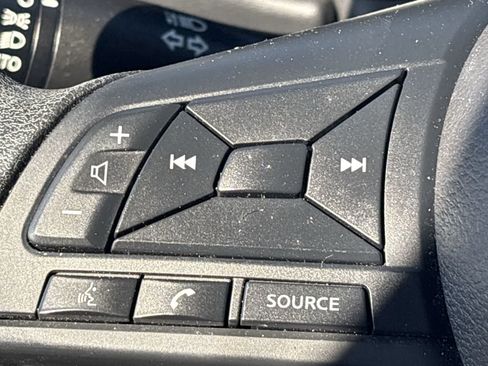 Used 2025 Nissan Versa S FWD image 19