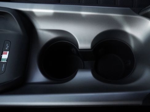 Used 2024 Alfa Romeo Tonale Veloce image 24