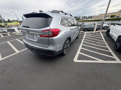 Used 2023 Subaru Ascent Limited AWD/4WD image 4