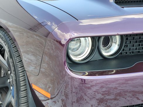 Used 2022 Dodge Challenger SRT Hellcat w/ SRT Black Package RWD image 10