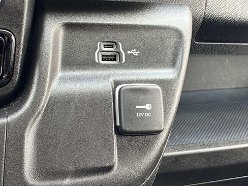 Used 2026 RAM ProMaster 2500 w/ Convenience Group FWD image 31