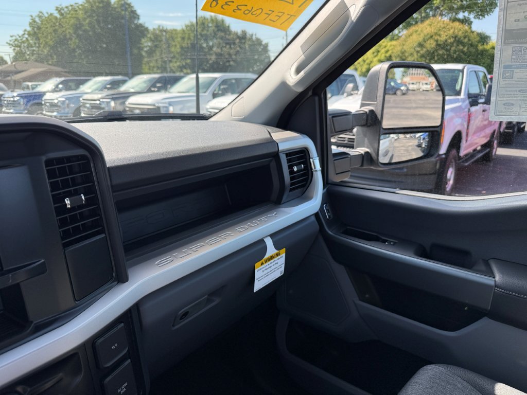 New 2026 Ford F350 XL w/ STX Appearance Package AWD/4WD image 17