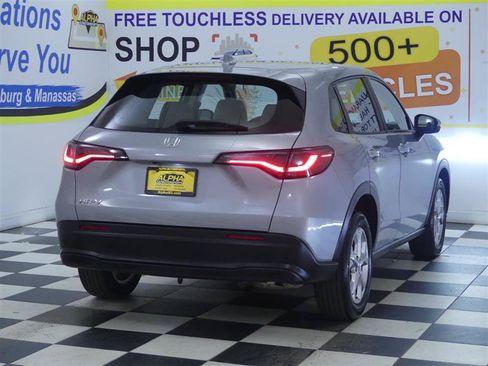 Used 2025 Honda HR-V LX image 5