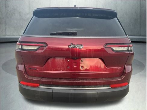 New 2026 Jeep Grand Cherokee L Limited image 4