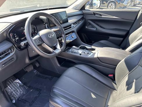Certified 2025 INFINITI QX60 Luxe image 14