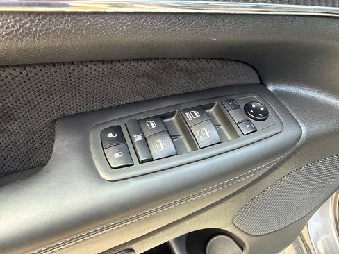 Used 2021 Jeep Grand Cherokee SRT AWD/4WD image 19