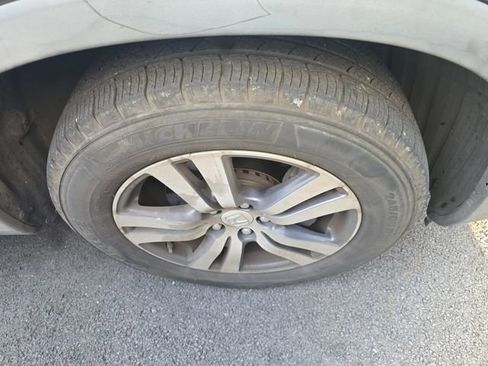 Used 2017 Honda Pilot EX-L image 12