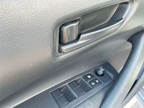 Used 2024 Toyota Corolla LE FWD image 11