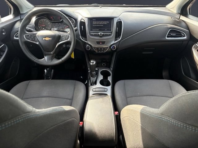 Used 2019 Chevrolet Cruze LT FWD image 10