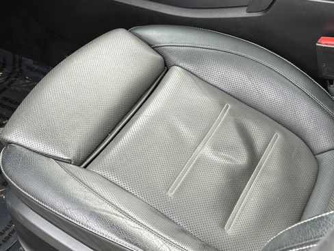 Used 2020 Mercedes-Benz CLA 250 4MATIC image 32