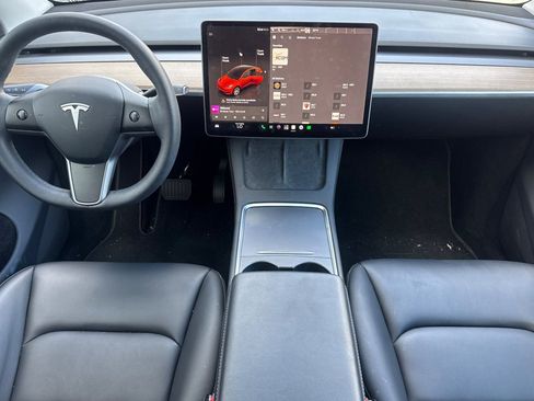 Used 2023 Tesla Model Y Long Range AWD/4WD image 16