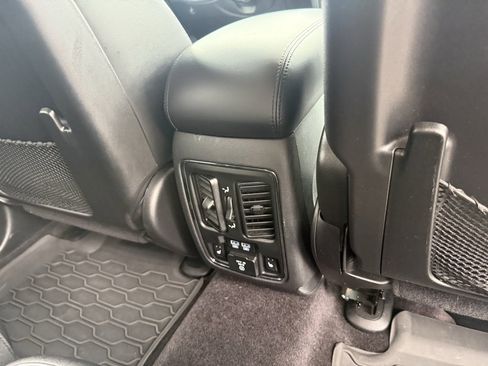 Used 2017 Dodge Durango GT w/ Nav & Power Liftgate Group image 39