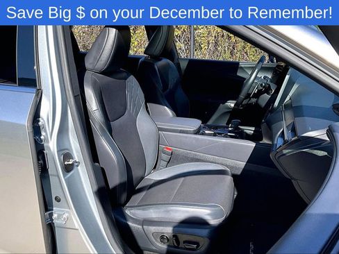 Used 2024 Lexus RX 350 Premium w/ Accessory Package (Z1) image 9