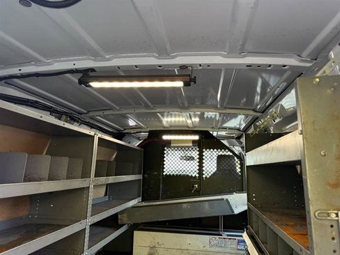 Used 2014 Ford E-150 and Econoline 150 w/ Power Group image 29