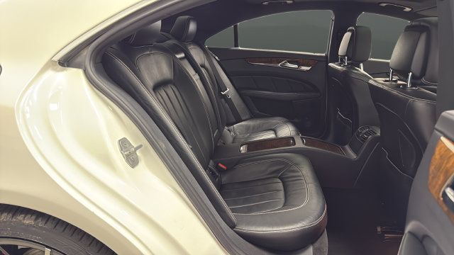 Used 2012 Mercedes-Benz CLS 550 4MATIC image 25