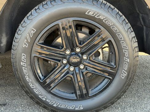 Certified 2020 Ford Expedition Max XLT w/ Black Accent Package RWD image 11