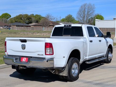 Used 2024 RAM 3500 Tradesman w/ Chrome Appearance Group image 8