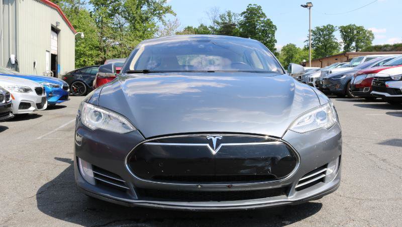 Used 2014 Tesla Model S 85 RWD image 2