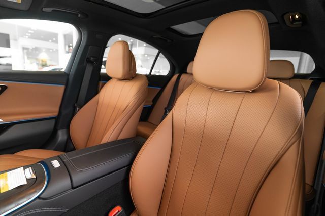 New 2026 Mercedes-Benz E 350 4MATIC Sedan image 5