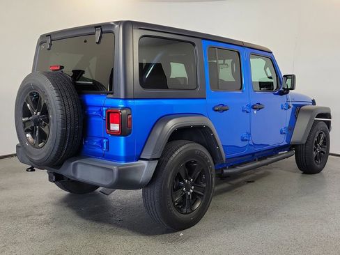 Used 2022 Jeep Wrangler Unlimited Sport AWD/4WD image 6