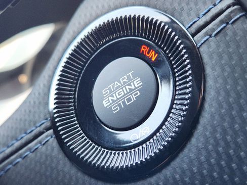 New 2026 Jeep Compass Latitude image 17