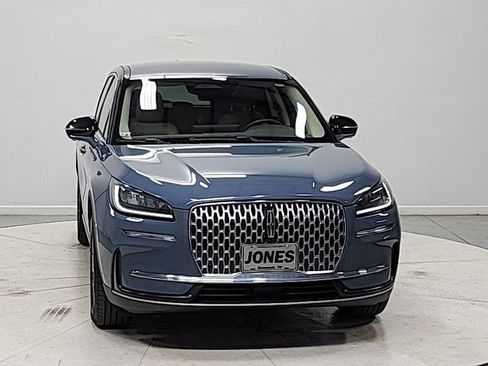 Used 2023 Lincoln Corsair AWD w/ Equipment Group 101A image 2