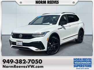 Certified 2023 Volkswagen Tiguan SE R-Line video 1