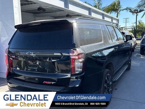 Certified 2021 Chevrolet Suburban RST w/ Luxury Package image 4