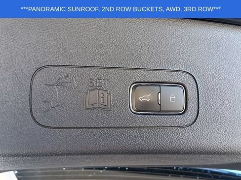 Used 2025 Lincoln Aviator AWD image 29
