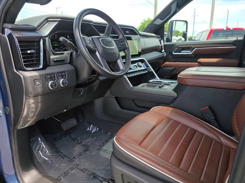 Used 2025 GMC Sierra 3500 Denali Ultimate AWD/4WD image 28