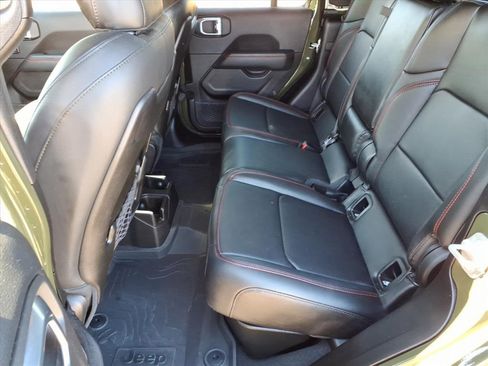 Used 2024 Jeep Gladiator Rubicon image 15