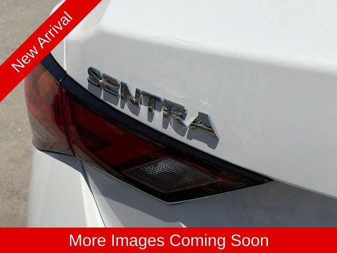 Used 2024 Nissan Sentra SV FWD image 10