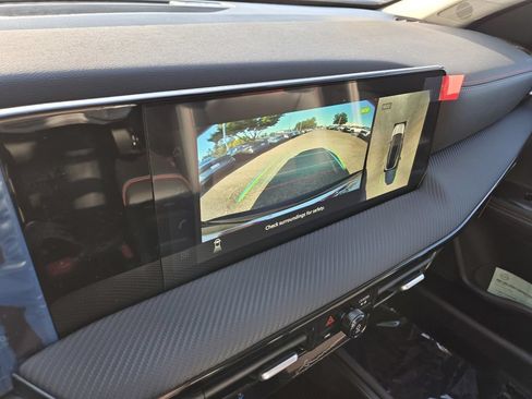 New 2026 Nissan Kicks SR w/ Cold Weather Package FWD image 14