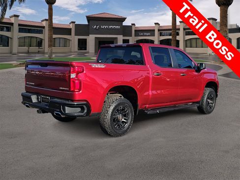 Used 2019 Chevrolet Silverado 1500 Custom Trail Boss w/ Custom Convenience Package image 8