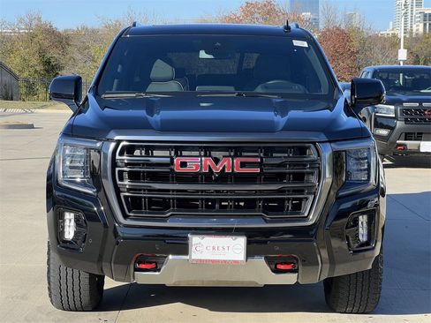Used 2024 GMC Yukon AT4 w/ AT4 Premium Plus Package image 7