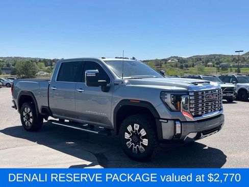 Used 2024 GMC Sierra 2500 Denali w/ Denali Reserve Package AWD/4WD image 4
