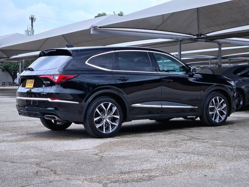 Used 2024 Acura MDX SH-AWD w/ Technology Package image 4