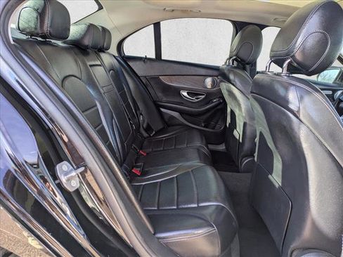 Used 2017 Mercedes-Benz C 300 4MATIC Sedan image 22