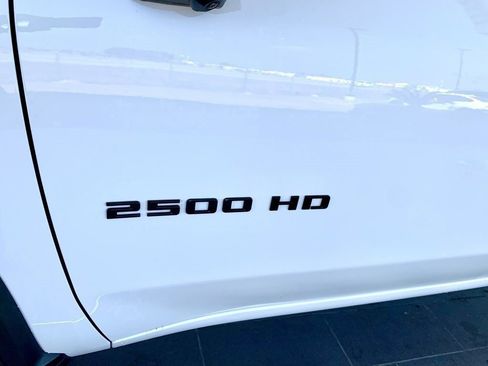 Used 2025 Chevrolet Silverado 2500 LT w/ Trail Boss Package image 12